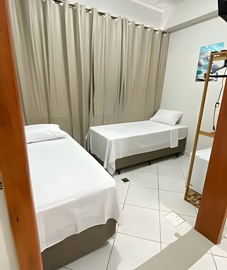 Suíte Dupla com Ar, Frigobar, Tv e Wifi