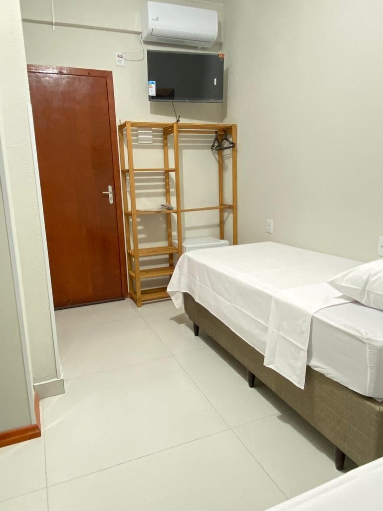 Suíte Tripla com Ar, Frigobar, Tv e Wi-Fi